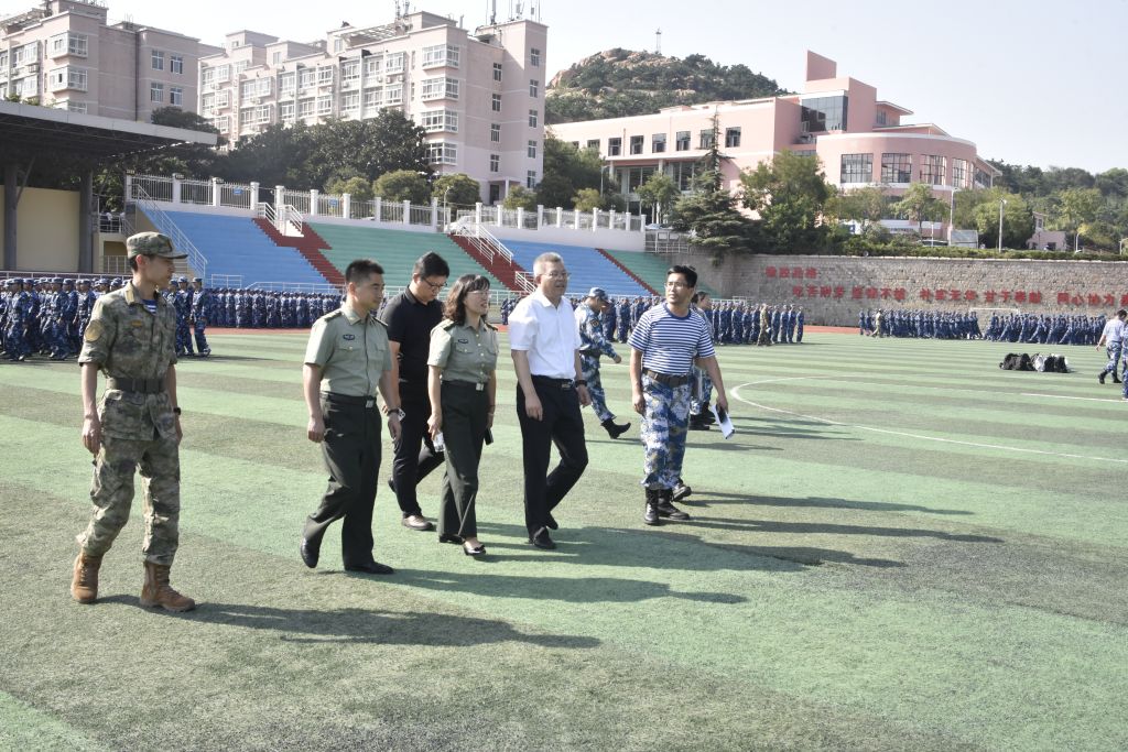 校领导调研指导学生军训工作并看望慰问军训师生