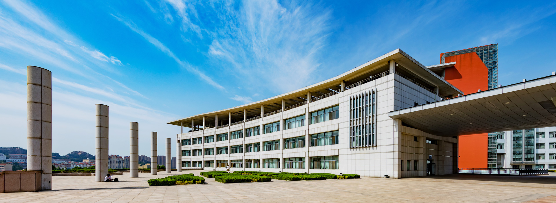 服务国家战略 服务区域发展,引|领行业进步